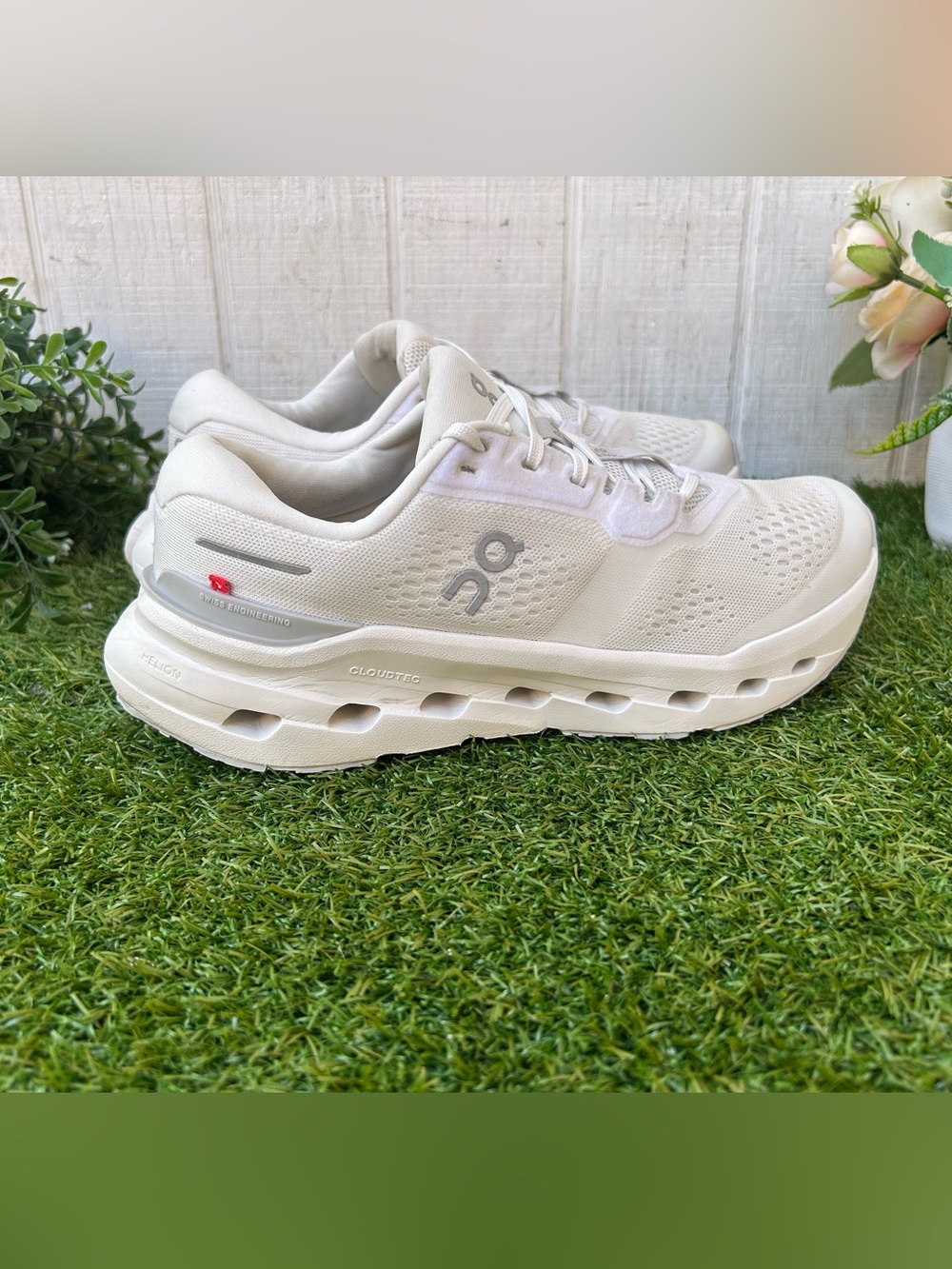 On Cloud Running Shoes -Frost | Glacier
Cloudrunner 3 women size 8 gently used - Picture 7 of 16